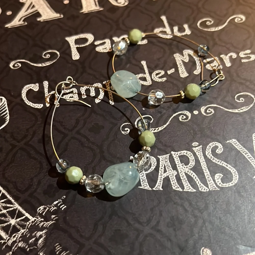 Assorted Turquoise Necklaces and Earrings - Picture 4 of 7